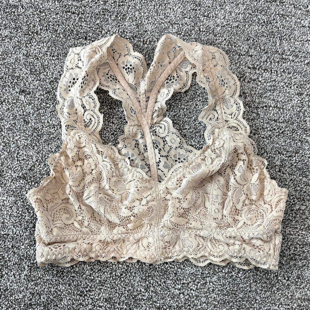 Lace Bralette in Cream
